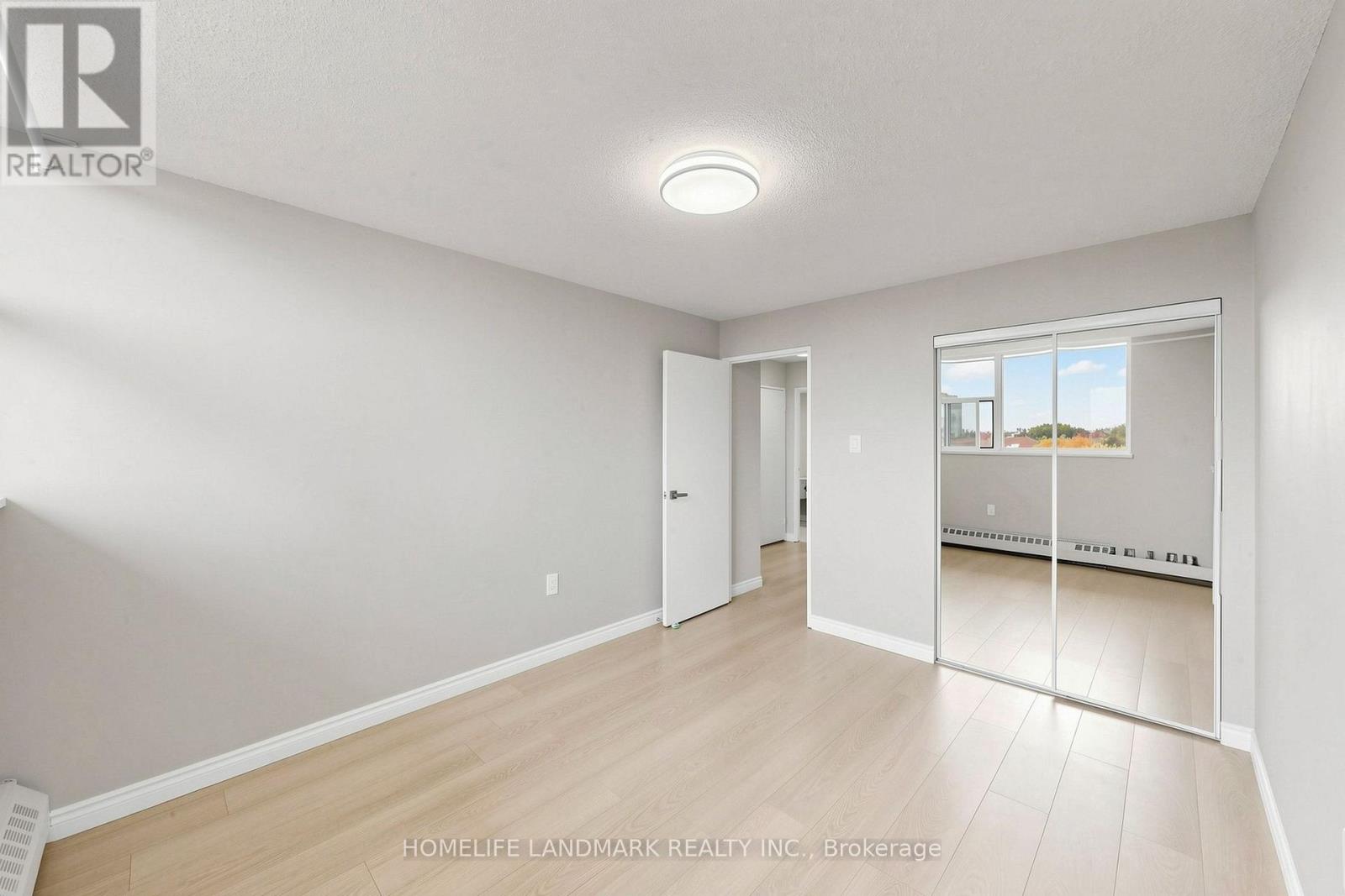 327 - 1050 Stainton Drive, Mississauga, Ontario  L5C 2T7 - Photo 19 - W13865244