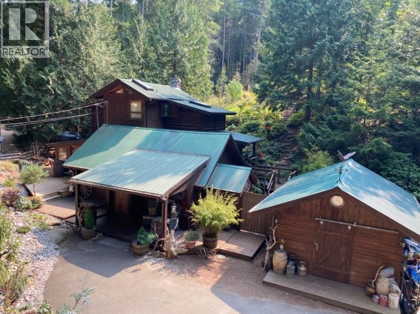 604 WAUGH ROAD