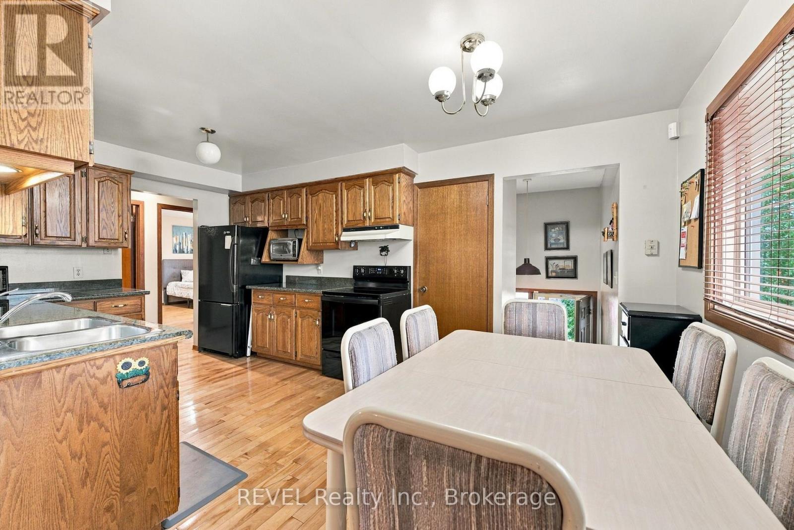 10 Michelle Drive, St. Catharines, Ontario  L2S 3G7 - Photo 16 - X13878930