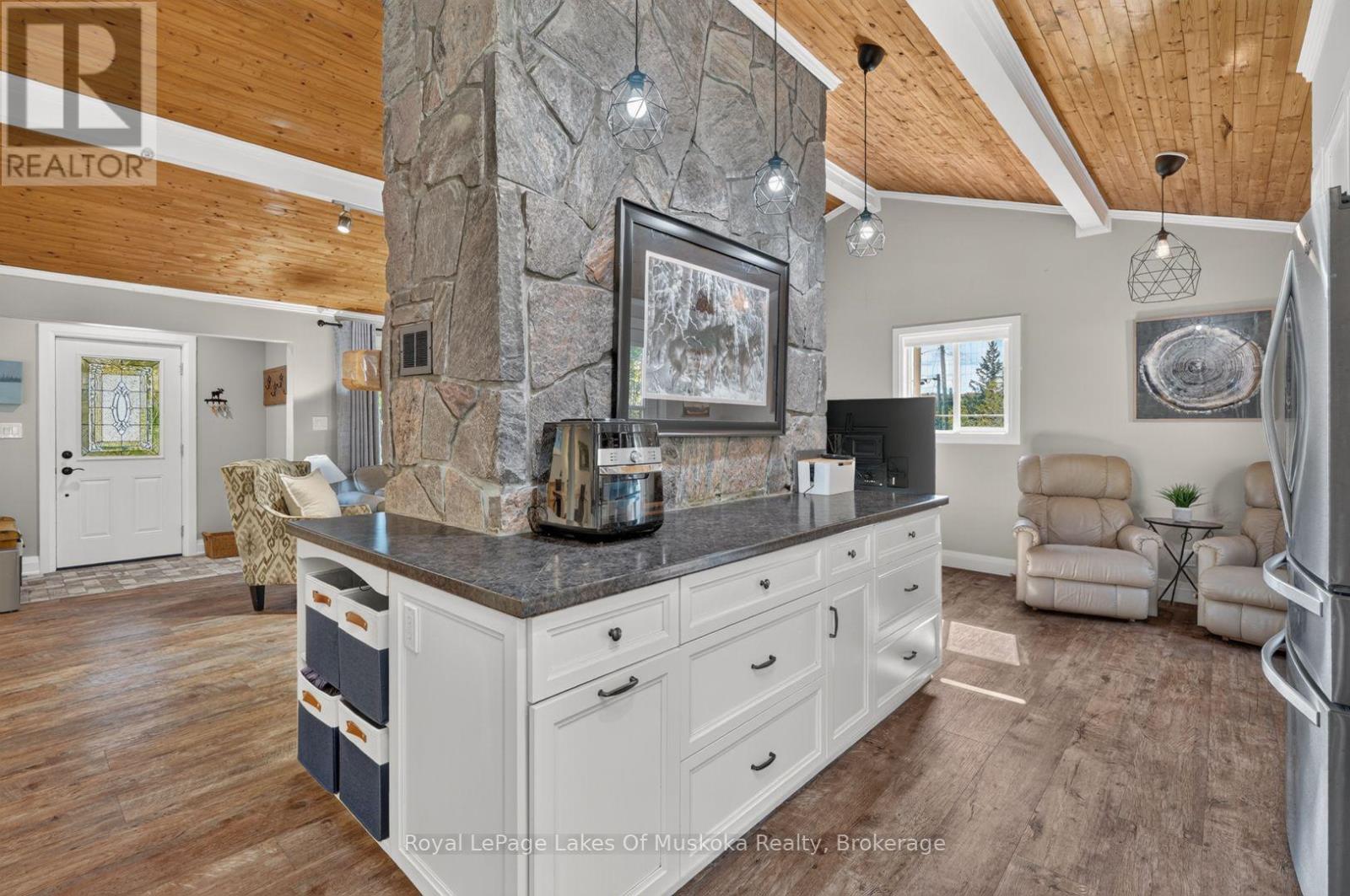 206 Lakewood Park Road, Huntsville, Ontario P1H 1Y8 - Photo 14 - X13879028