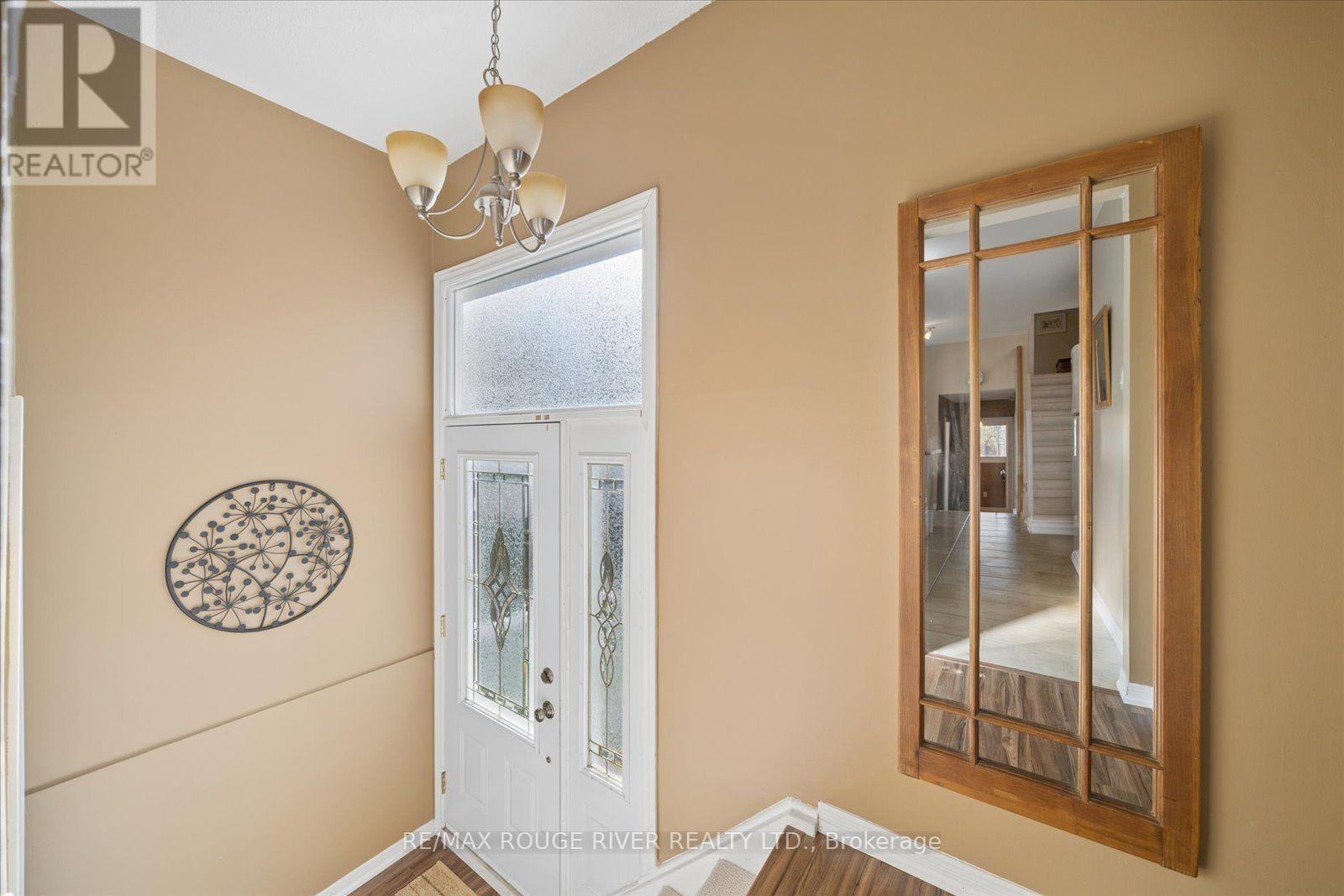 80 Millhouse Crescent, Toronto, Ontario  M1B 2E3 - Photo 3 - E13879008