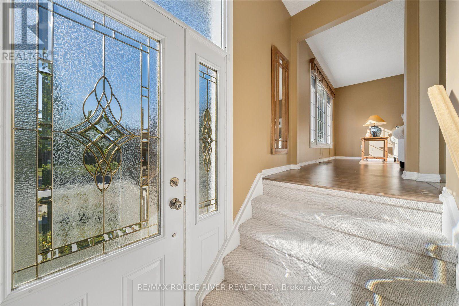 80 Millhouse Crescent, Toronto, Ontario  M1B 2E3 - Photo 4 - E13879008