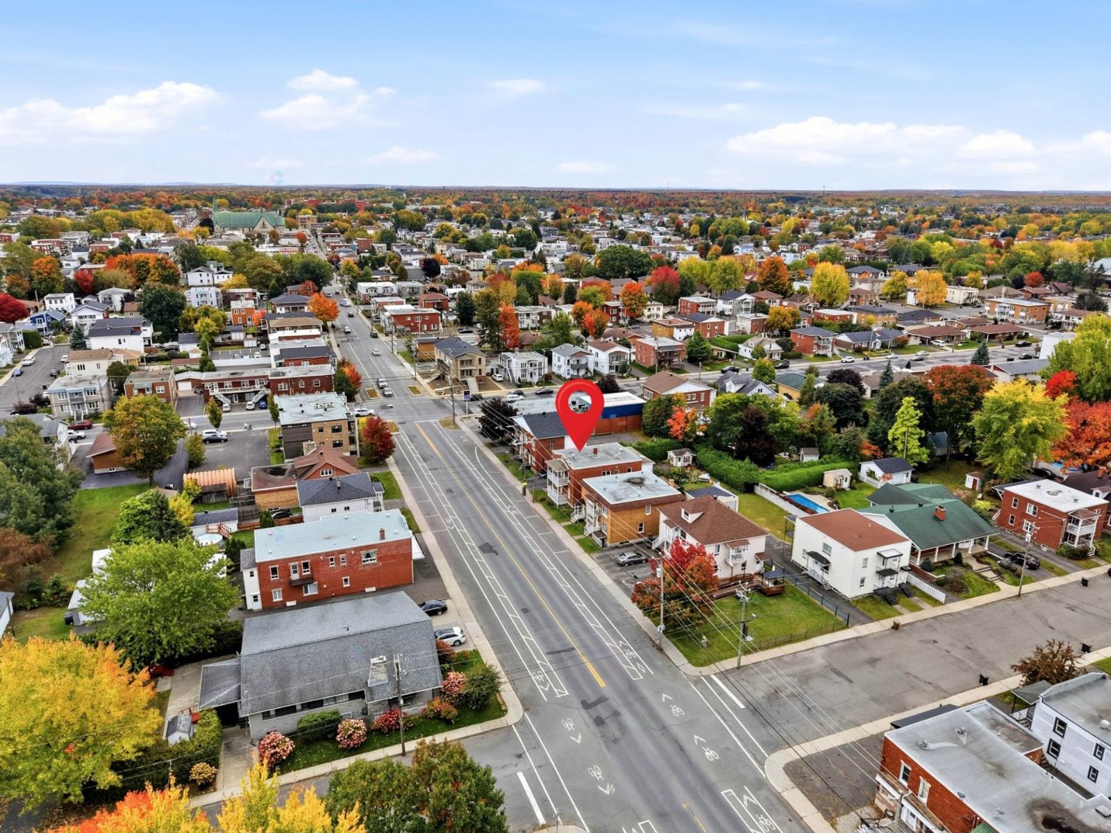263-267 Rue Notre-Dame Drummondville Quebec Canada J2C2L8 3