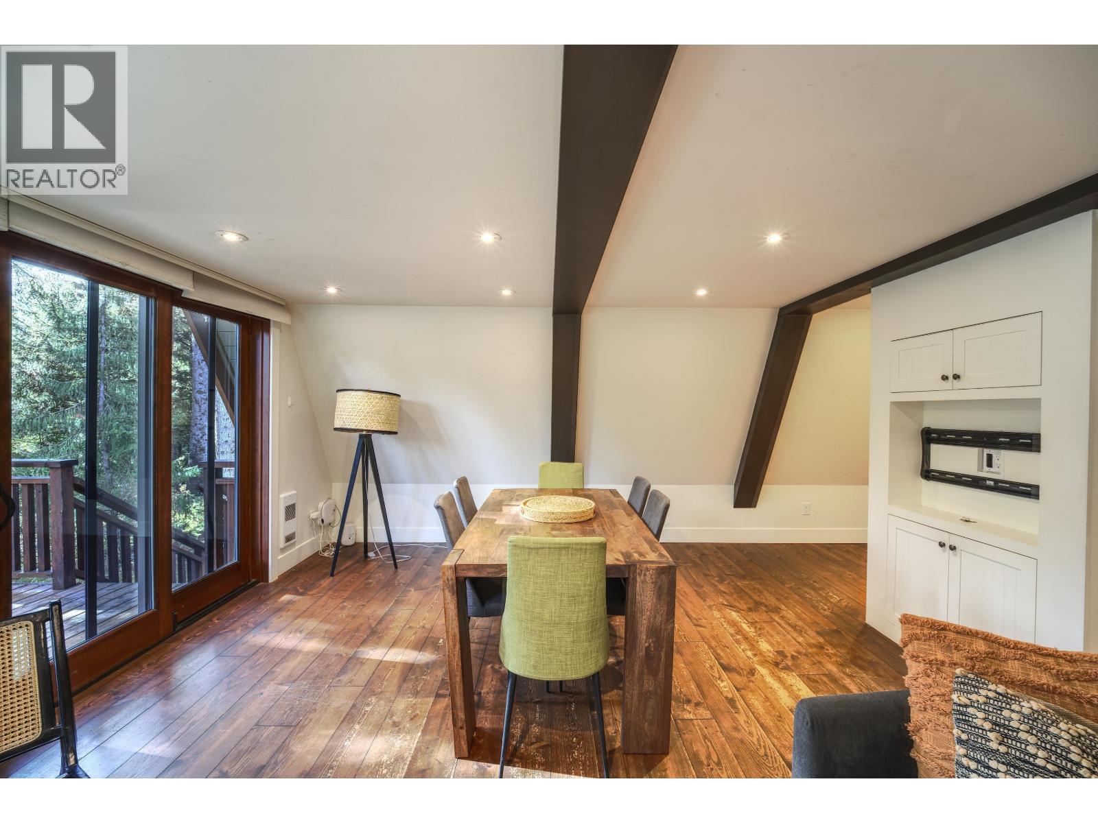 7102 Nesters Road, Whistler, British Columbia  V8E 0E2 - Photo 12 - R3151823