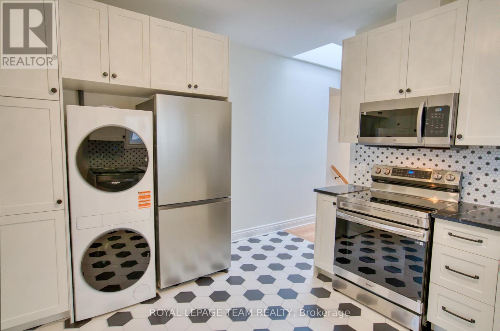 2 - 238 Bruyere Street, Ottawa, Ontario K1N 5E3 - Photo 6 - X13859230