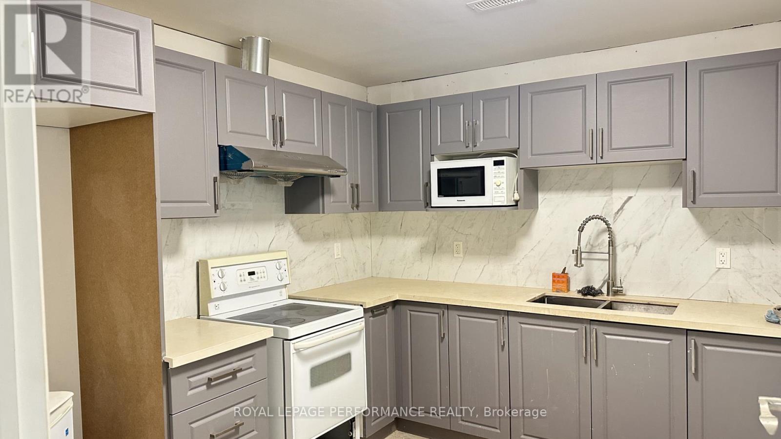2 - 1618 Michael Street, Ottawa, Ontario  K1B 3T7 - Photo 10 - X13875742