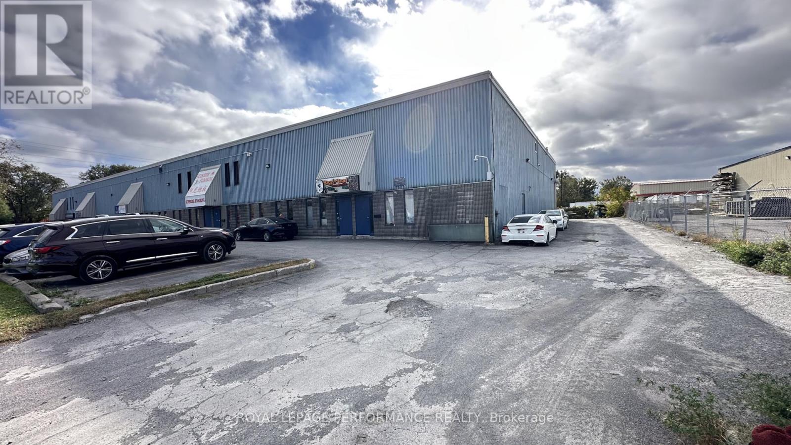 2 - 1618 Michael Street, Ottawa, Ontario  K1B 3T7 - Photo 18 - X13875742