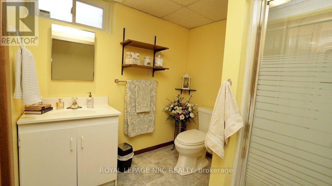 7030 Whitman Avenue, Niagara Falls, Ontario  L2G 5B6 - Photo 33 - X13878914