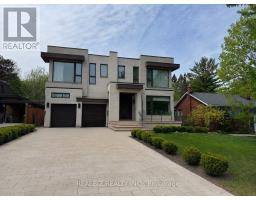 39 HEMFORD CRESCENT, Toronto, Ontario