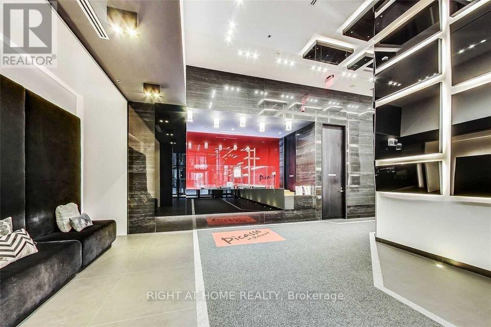 404 - 318 Richmond Street W, Toronto (Waterfront Communities), Ontario  M5V 0B4 - Photo 2 - C13879110