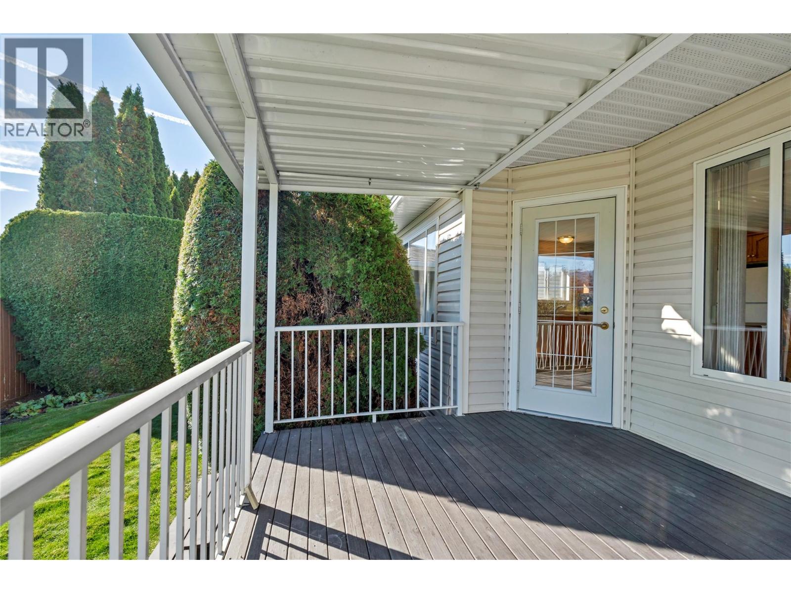 546 Redwing Drive