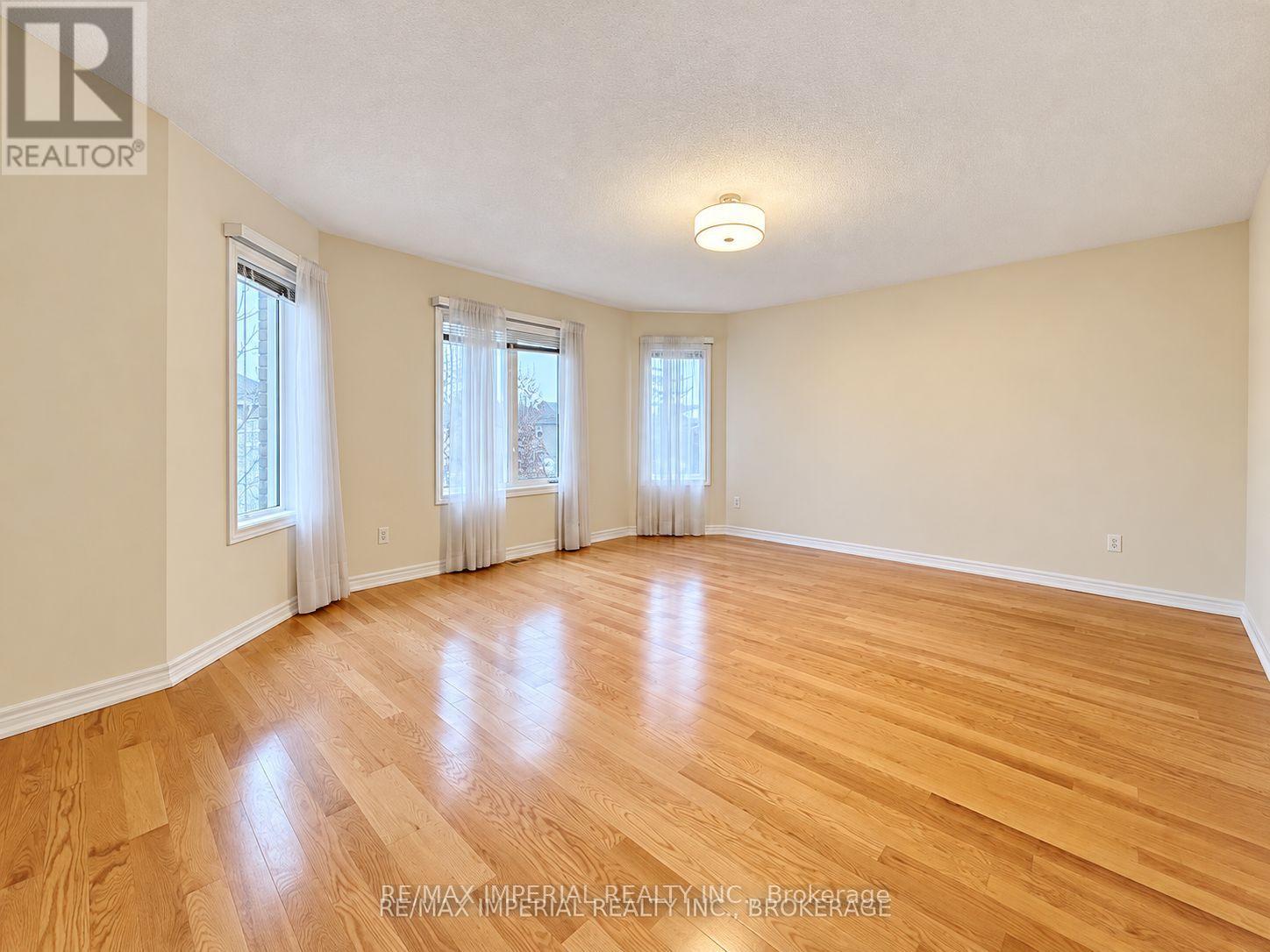 3 Vitlor Drive, Richmond Hill (Oak Ridges), Ontario  L4E 3W3 - Photo 17 - N13879060