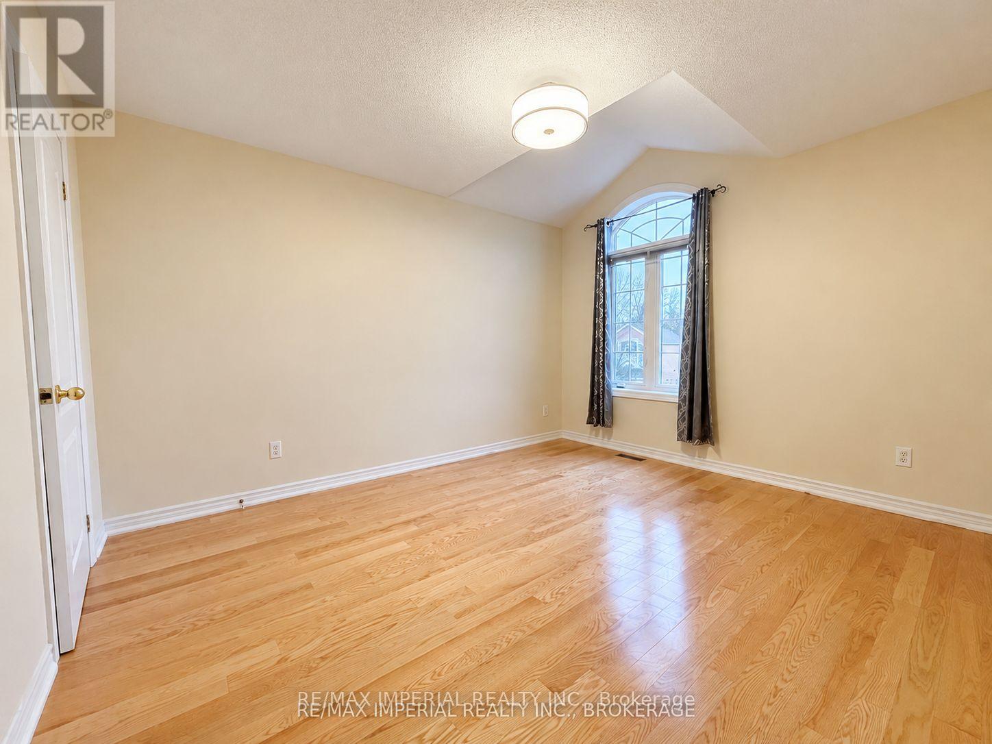 3 Vitlor Drive, Richmond Hill (Oak Ridges), Ontario  L4E 3W3 - Photo 23 - N13879060
