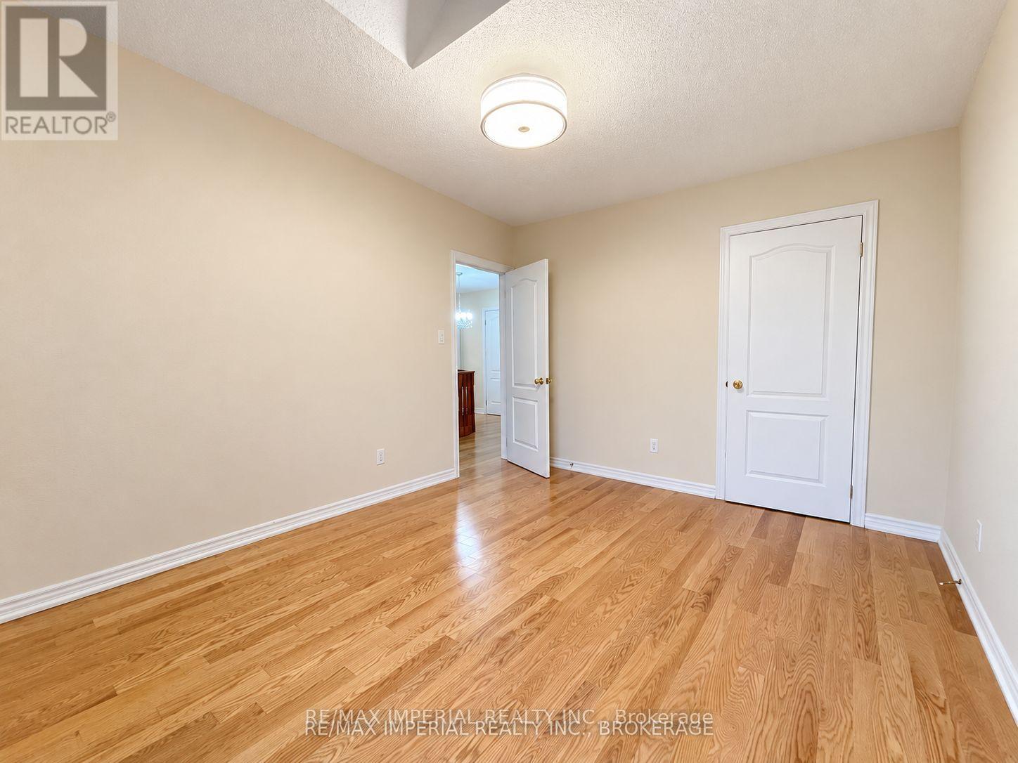 3 Vitlor Drive, Richmond Hill (Oak Ridges), Ontario  L4E 3W3 - Photo 27 - N13879060