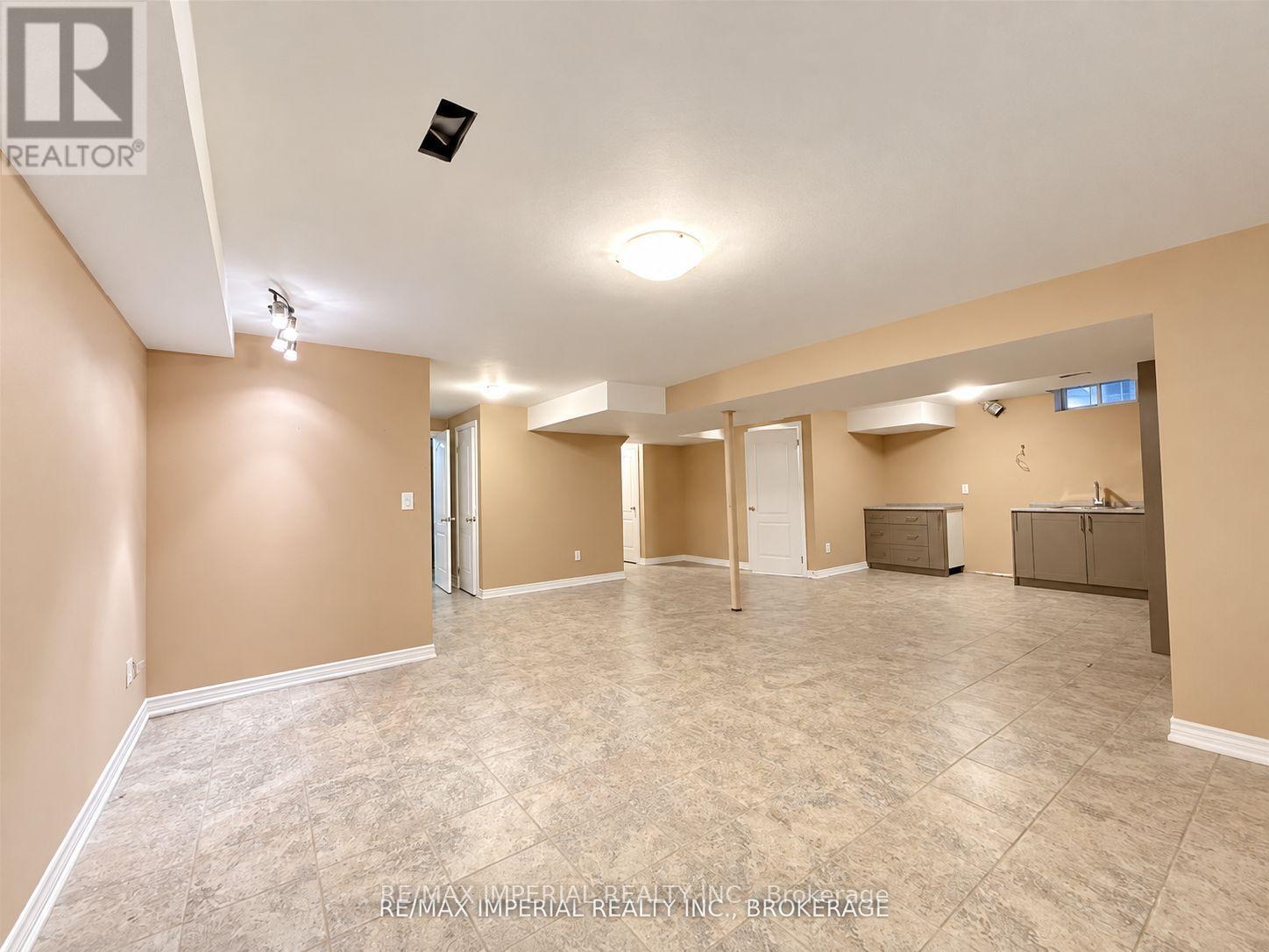 3 Vitlor Drive, Richmond Hill (Oak Ridges), Ontario  L4E 3W3 - Photo 31 - N13879060