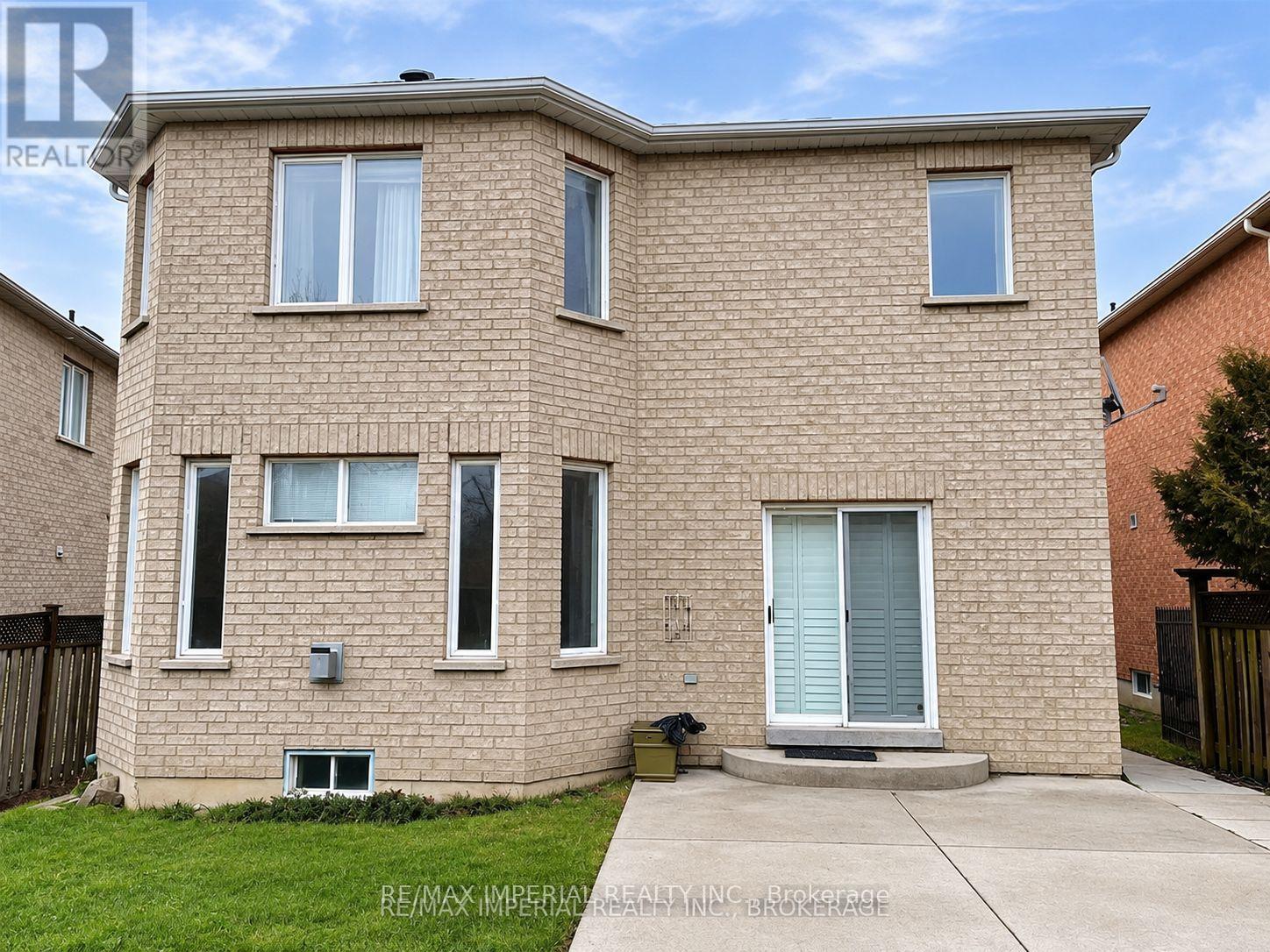 3 Vitlor Drive, Richmond Hill (Oak Ridges), Ontario  L4E 3W3 - Photo 33 - N13879060