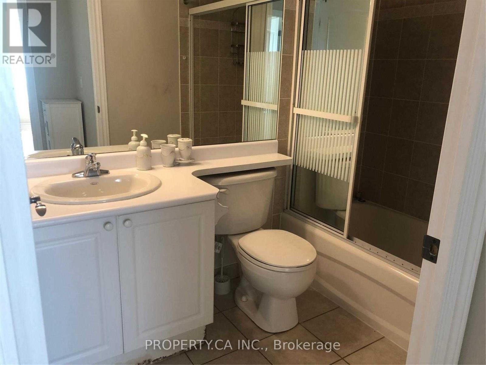 817 - 15 North Park Road, Vaughan (Beverley Glen), Ontario  L4J 0A1 - Photo 5 - N13879094