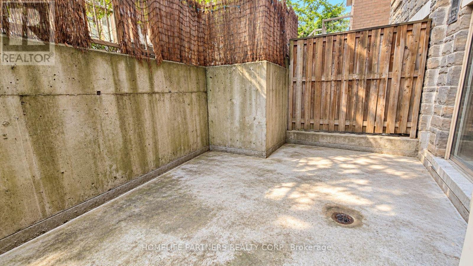 123 - 25 Turntable Crescent, Toronto (Dovercourt-Wallace Emerson-Junction), Ontario  M6H 4K8 - Photo 16 - W13879030