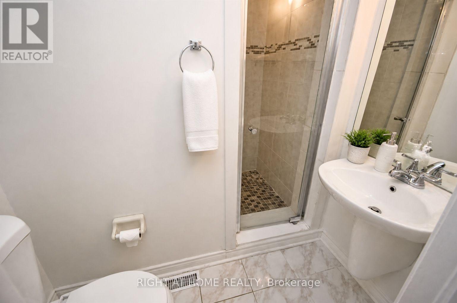 1466 Bayshire Drive, Oakville, Ontario  L6H 6E7 - Photo 11 - W13879070