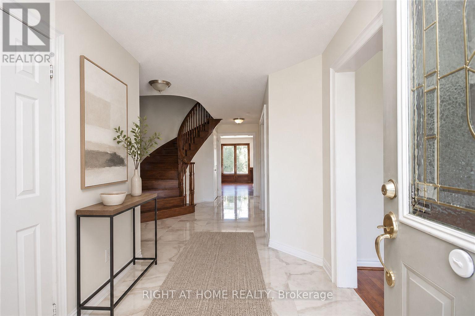 1466 Bayshire Drive, Oakville, Ontario  L6H 6E7 - Photo 2 - W13879070