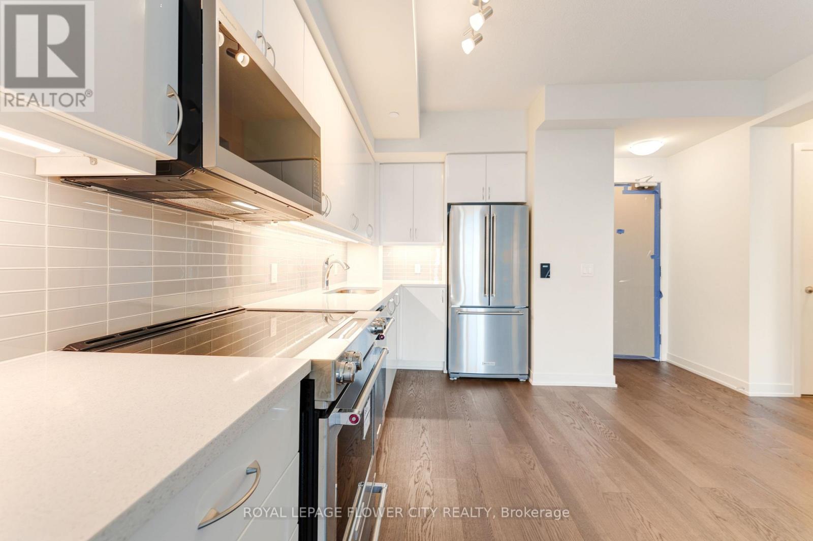 Ph404 - 38 Annie Craig Drive, Toronto, Ontario  M8V 0G9 - Photo 16 - W13879092