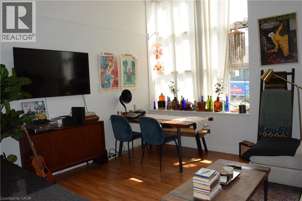 404 King Street W Unit# 204, Kitchener, Ontario  N2G 2L5 - Photo 2 - 40867398