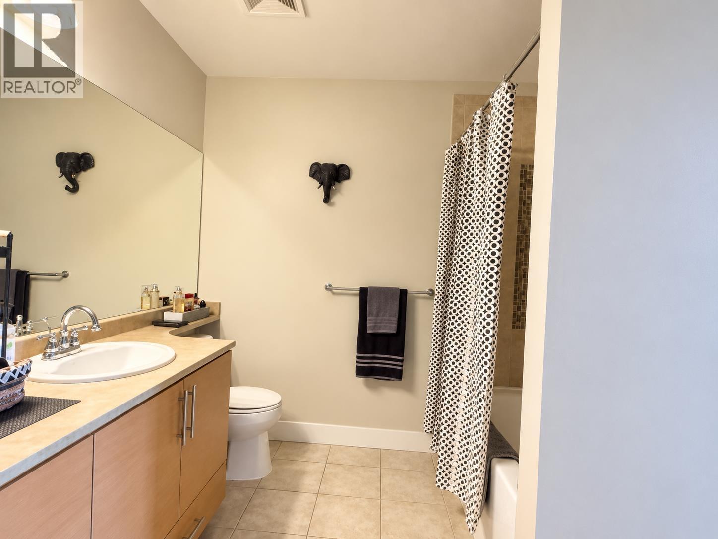 318 1211 Village Green Way, Squamish, British Columbia  V8B 0R7 - Photo 12 - R3159750