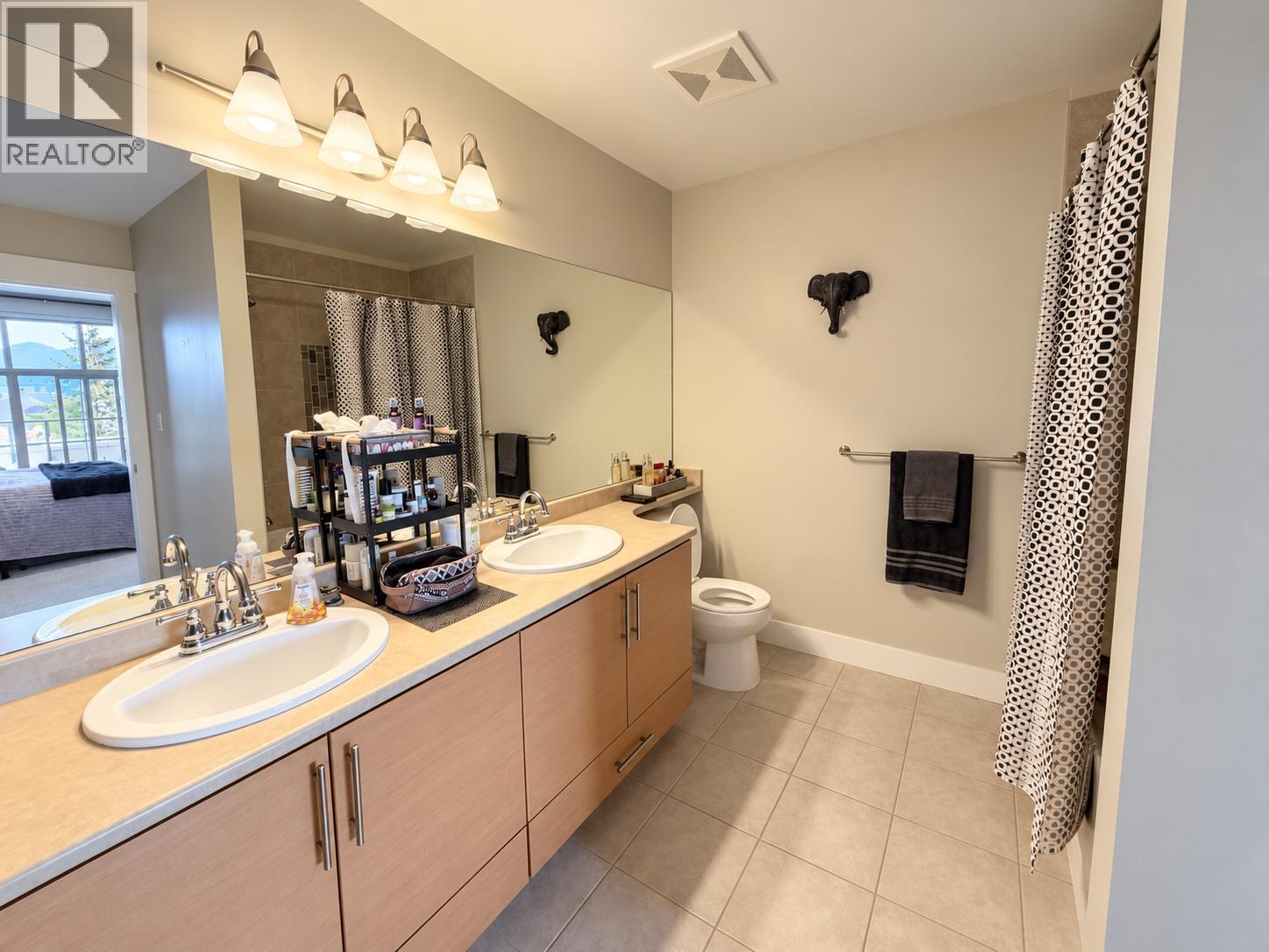 318 1211 Village Green Way, Squamish, British Columbia  V8B 0R7 - Photo 11 - R3159750