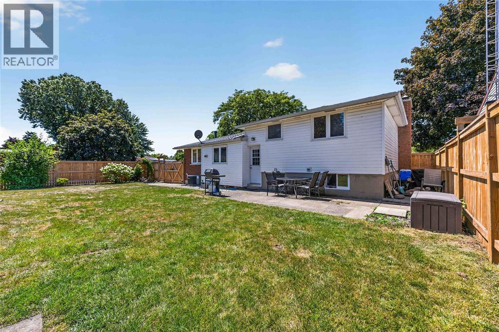 492 Parkdale Crescent, St Clair, Ontario  N0N 1G0 - Photo 29 - 26024772