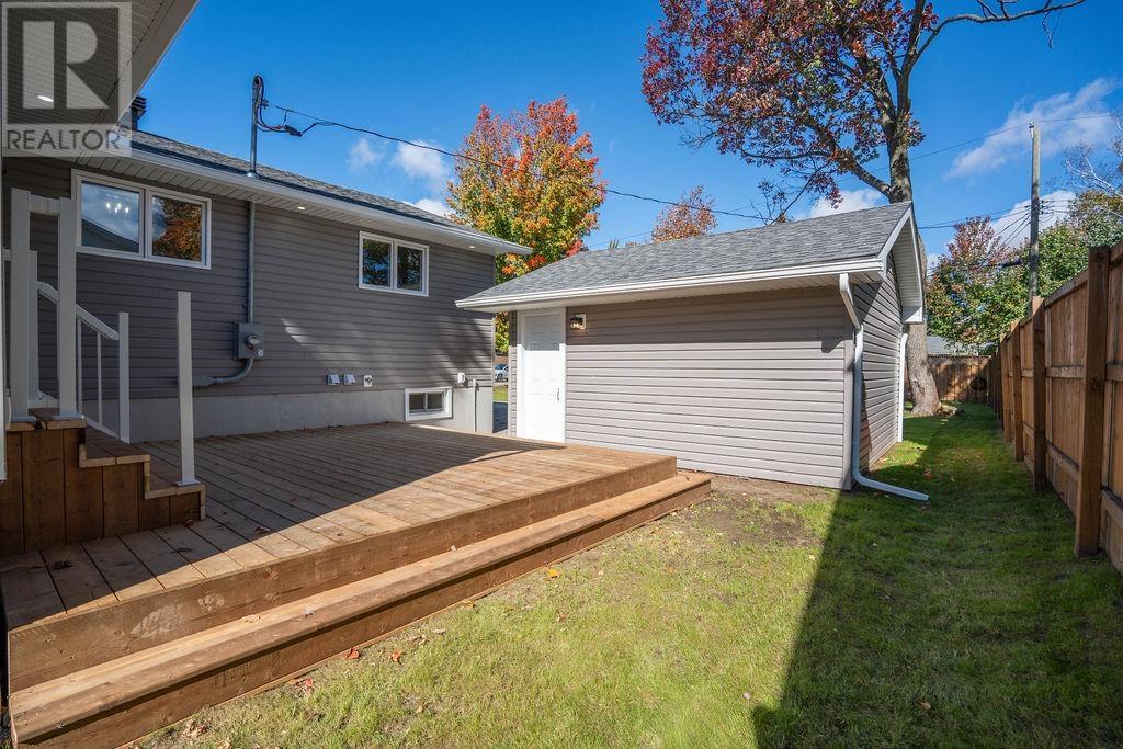 11 Glenwood Ave, Sault Ste. Marie, Ontario  P6A 4T6 - Photo 9 - SM262789