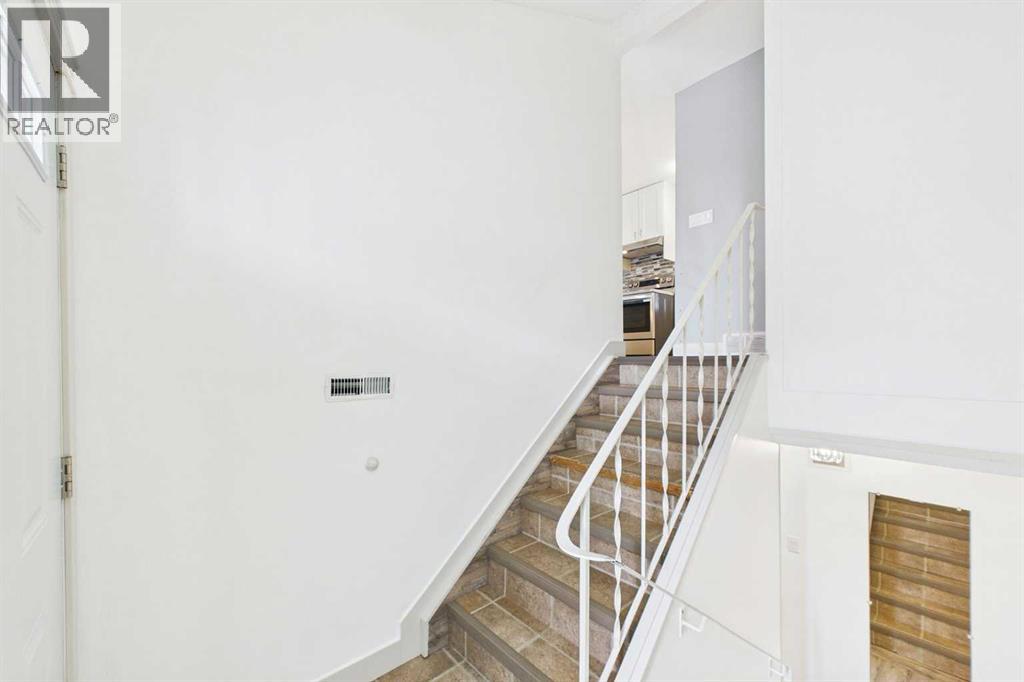 10 Watson Street