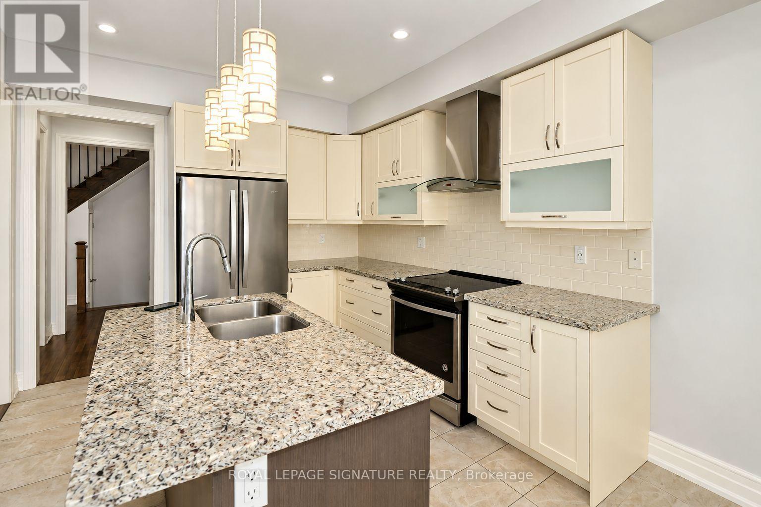 165 Wagner Crescent, Essa, Ontario  L0M 1B6 - Photo 2 - N13877166