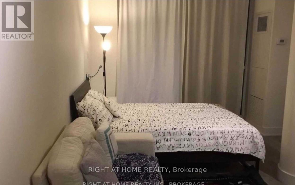409 - 88 Sheppard Avenue E, Toronto, Ontario  M2N 6Y2 - Photo 11 - C13879140