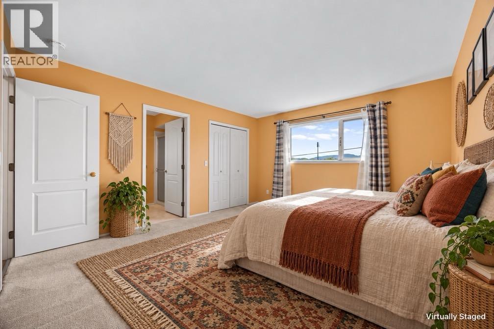 884 Mission Springs Crescent