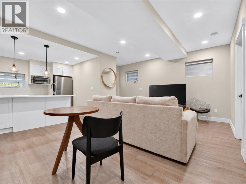 1931 62 Avenue SE