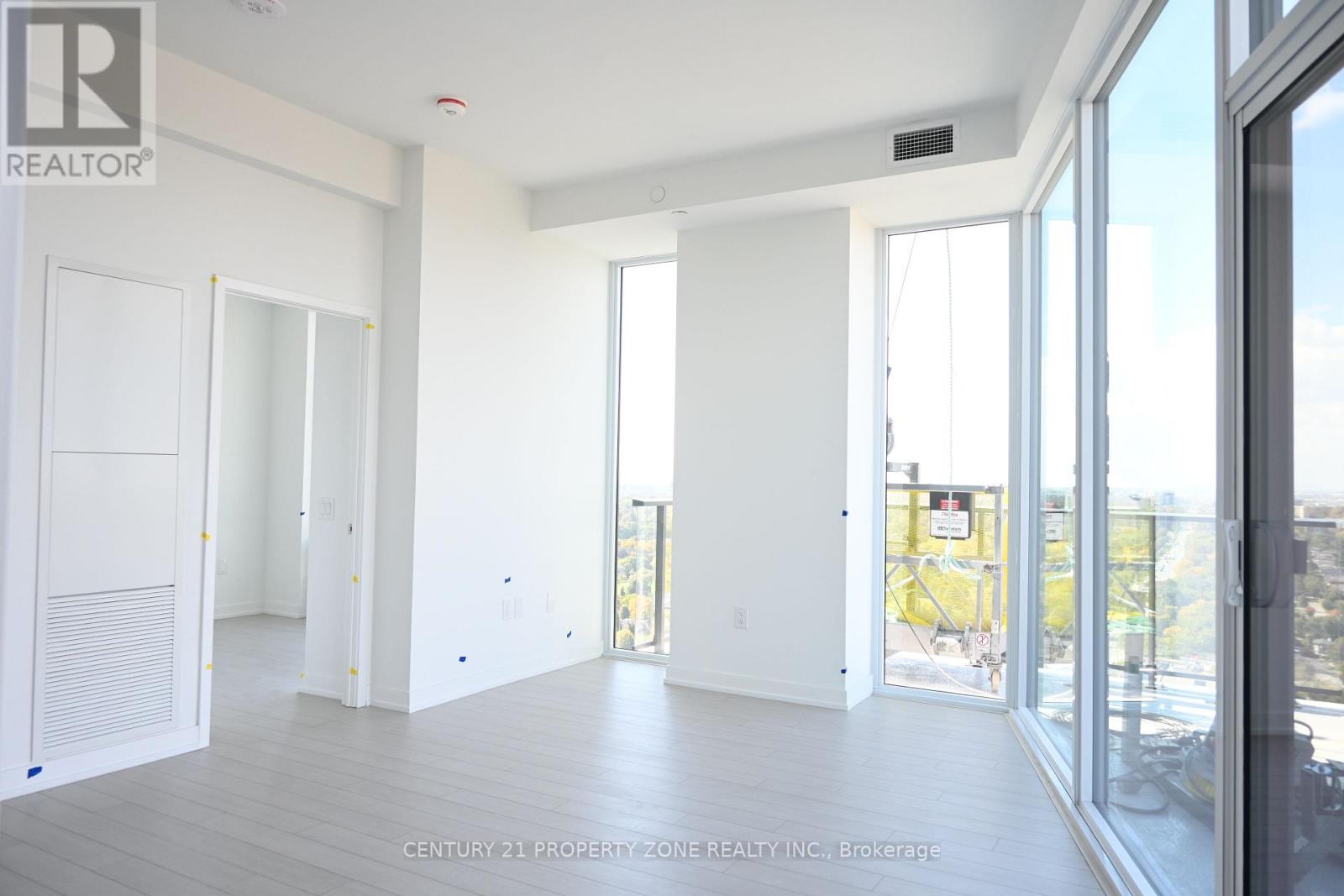2702 - 4010 Eglinton Avenue W, Toronto, Ontario  M9A 4M2 - Photo 14 - W13879096