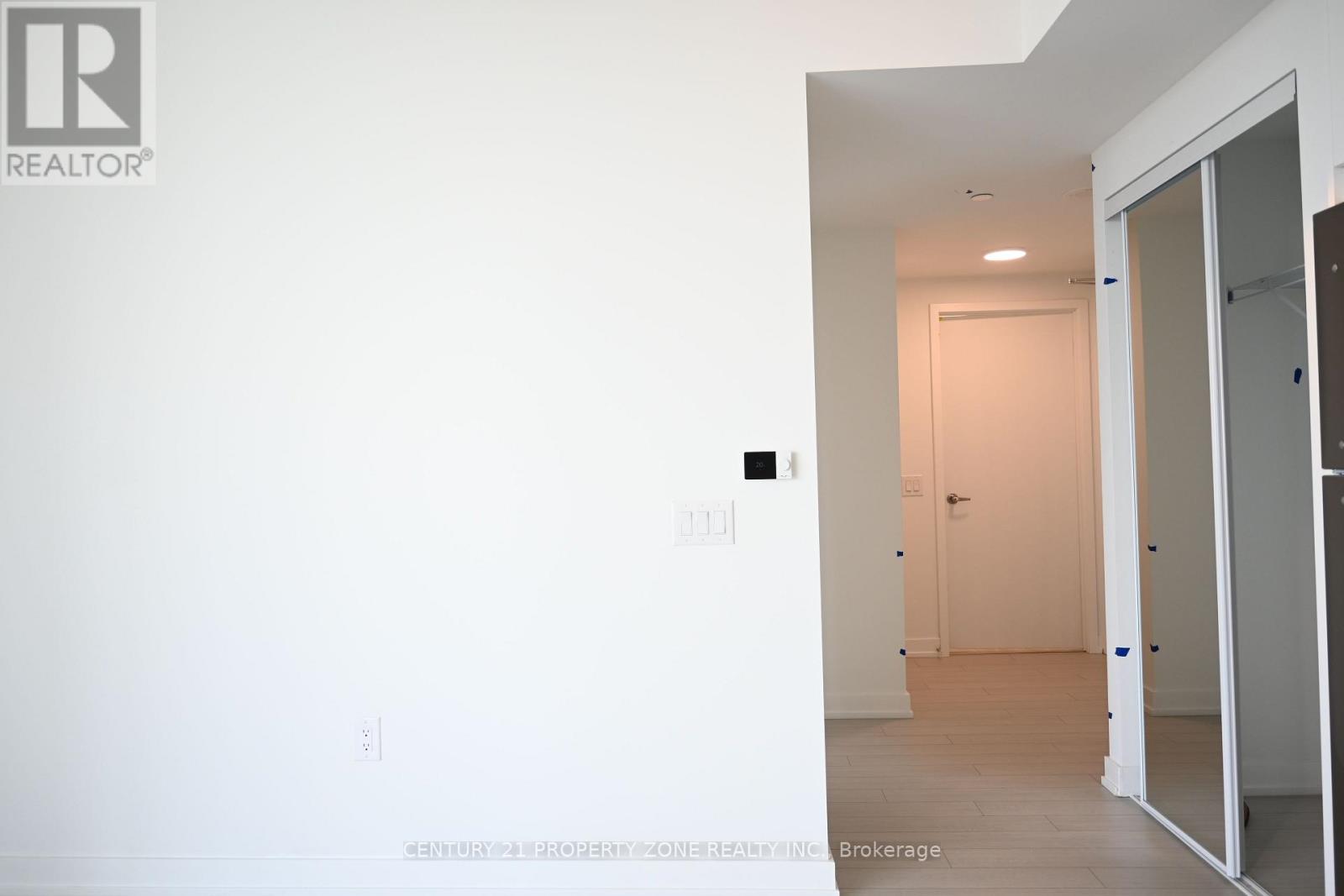 2702 - 4010 Eglinton Avenue W, Toronto, Ontario  M9A 4M2 - Photo 8 - W13879096