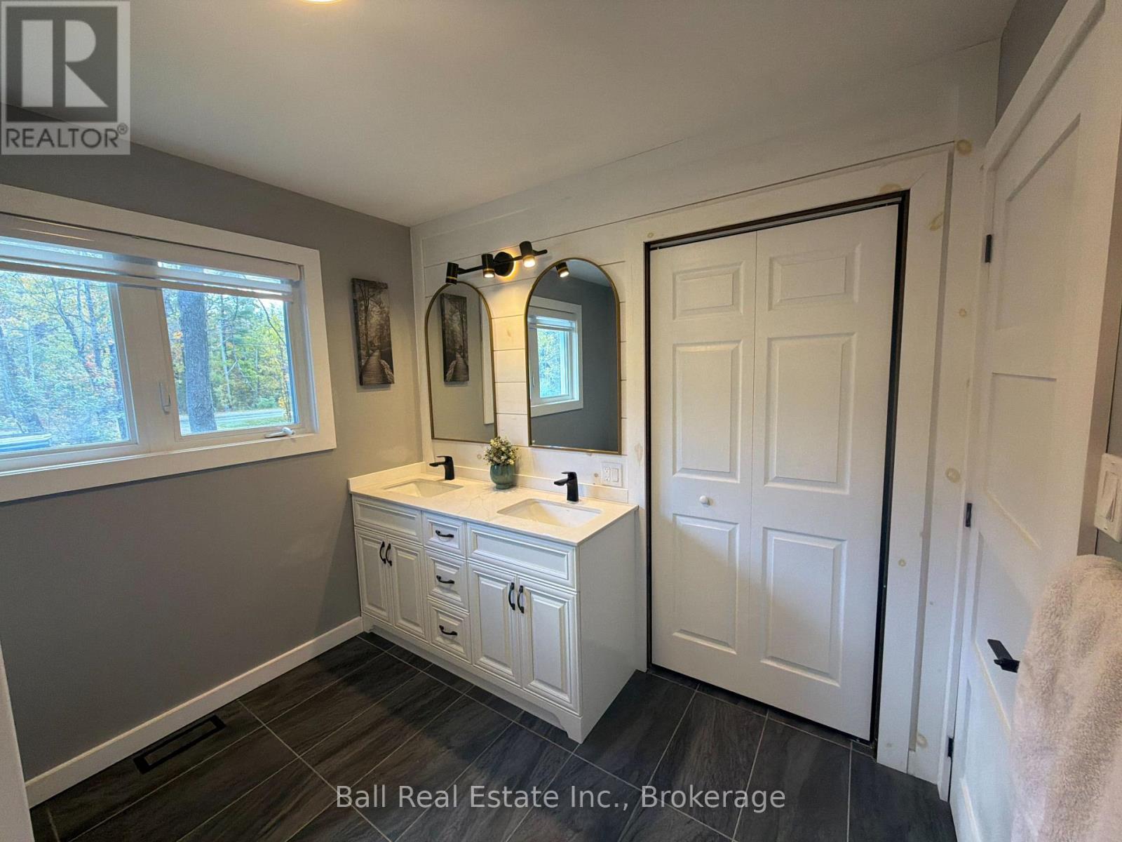 202 Edwina Drive, Trent Lakes, Ontario  K0M 1A0 - Photo 11 - X13877128
