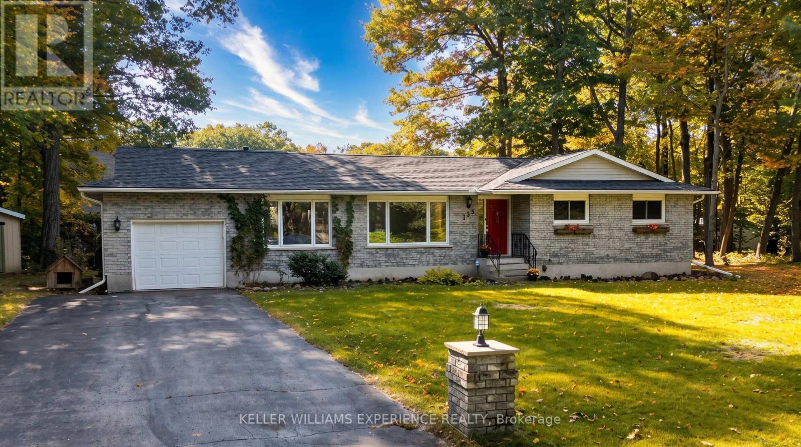 135 CATHERINE STREET W, Gravenhurst, Ontario