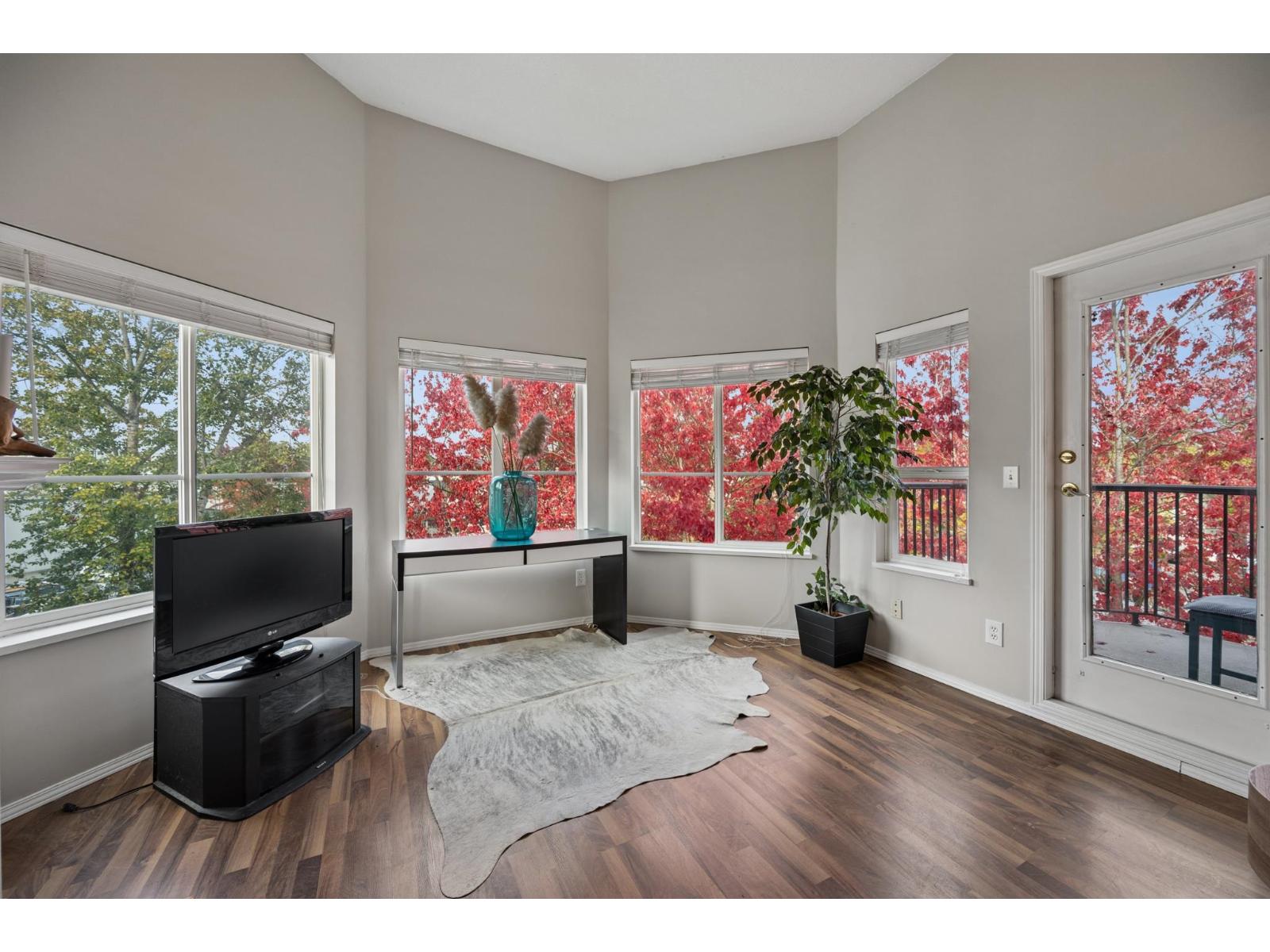 406 5765 Glover Road, Langley, British Columbia  V3A 8M8 - Photo 2 - R3173892