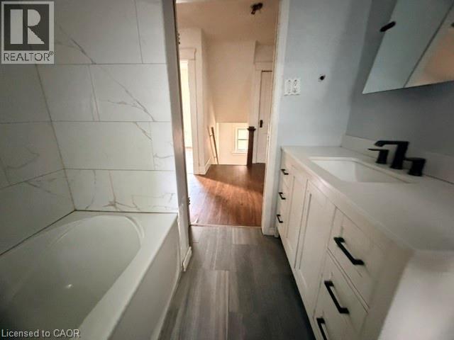 512 Downie Street, Stratford, Ontario  N5A 1Y2 - Photo 6 - 40867124