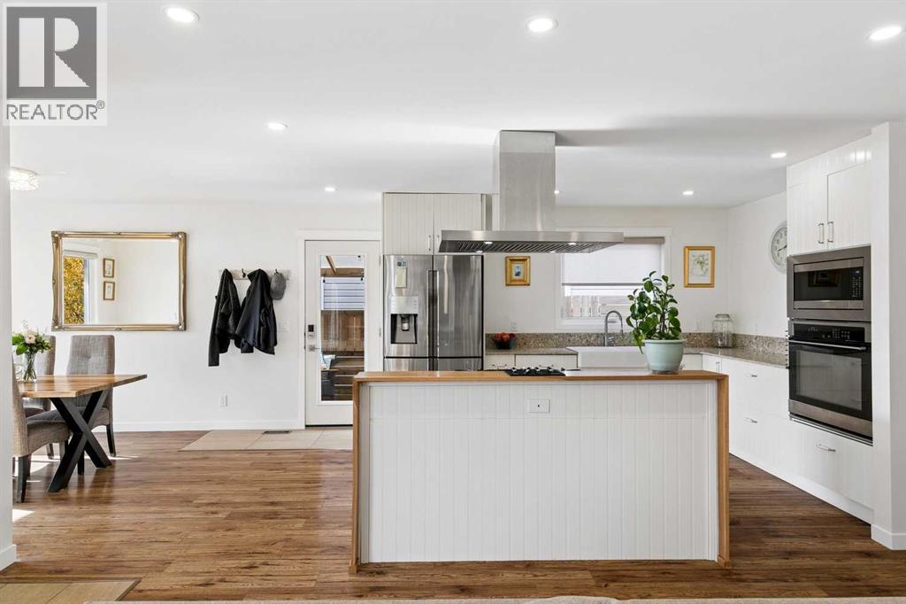 355 Woodbine Boulevard SW
