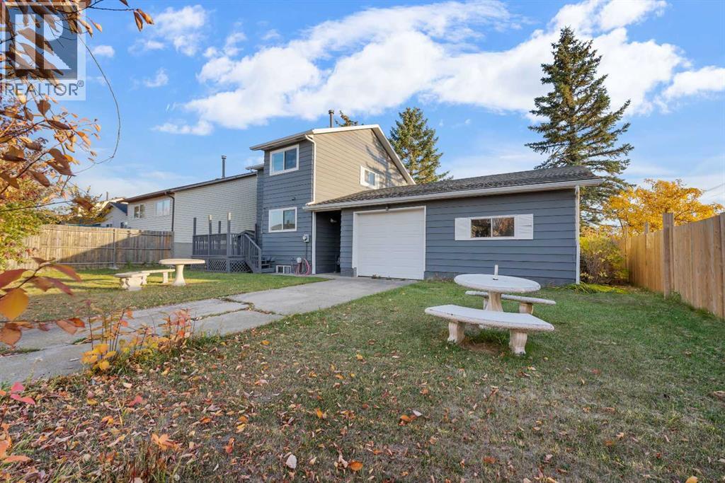 120 Whitefield Drive NE