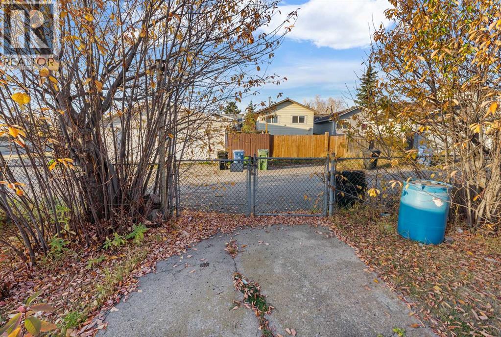 120 Whitefield Drive NE