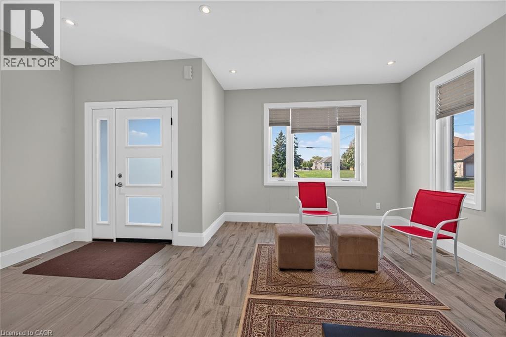 41 Eleanor Avenue, Hamilton, Ontario  L8W 1C7 - Photo 8 - 40870175
