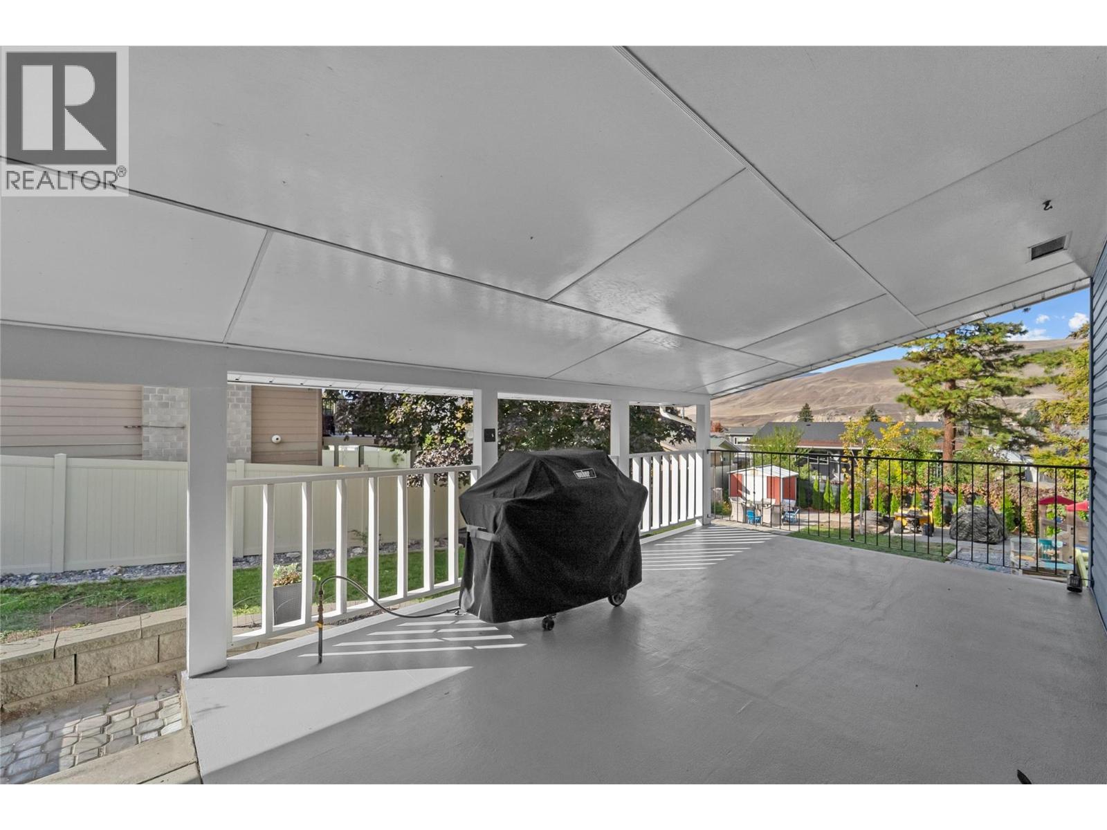1270 Heustis Drive