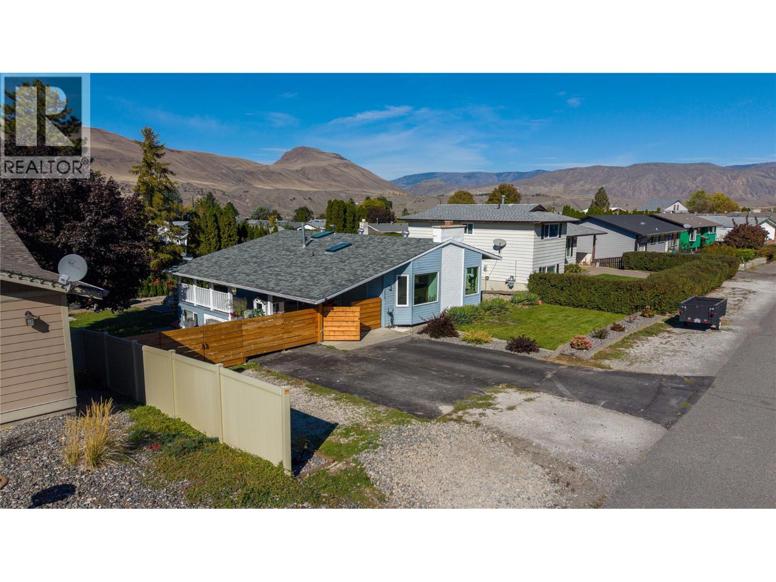 1270 Heustis Drive