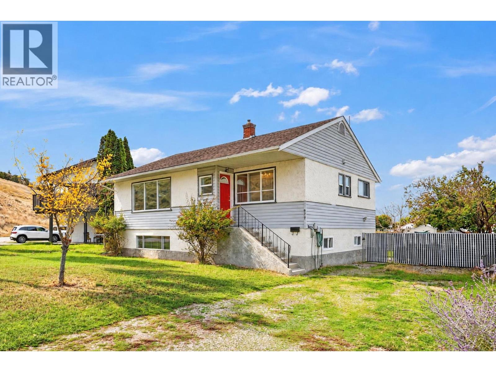 879 Trench Court, Kelowna, British Columbia
