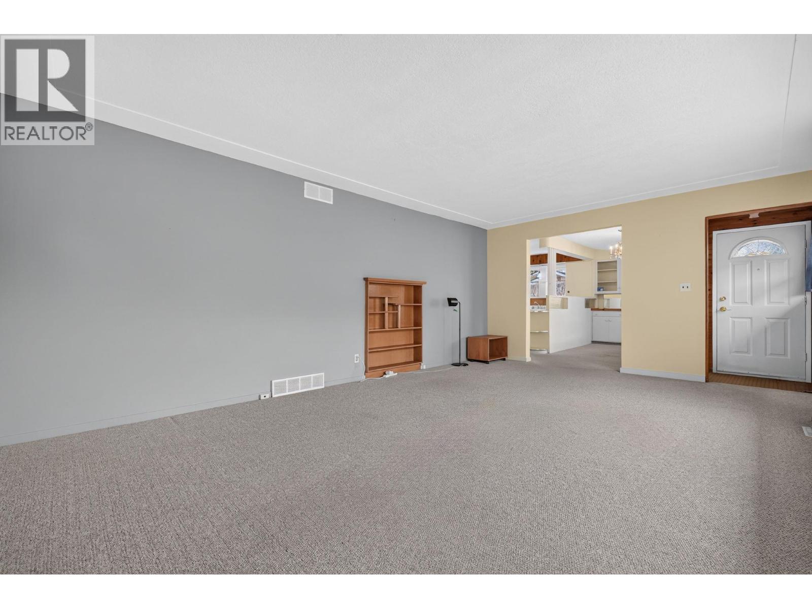 879 Trench Court