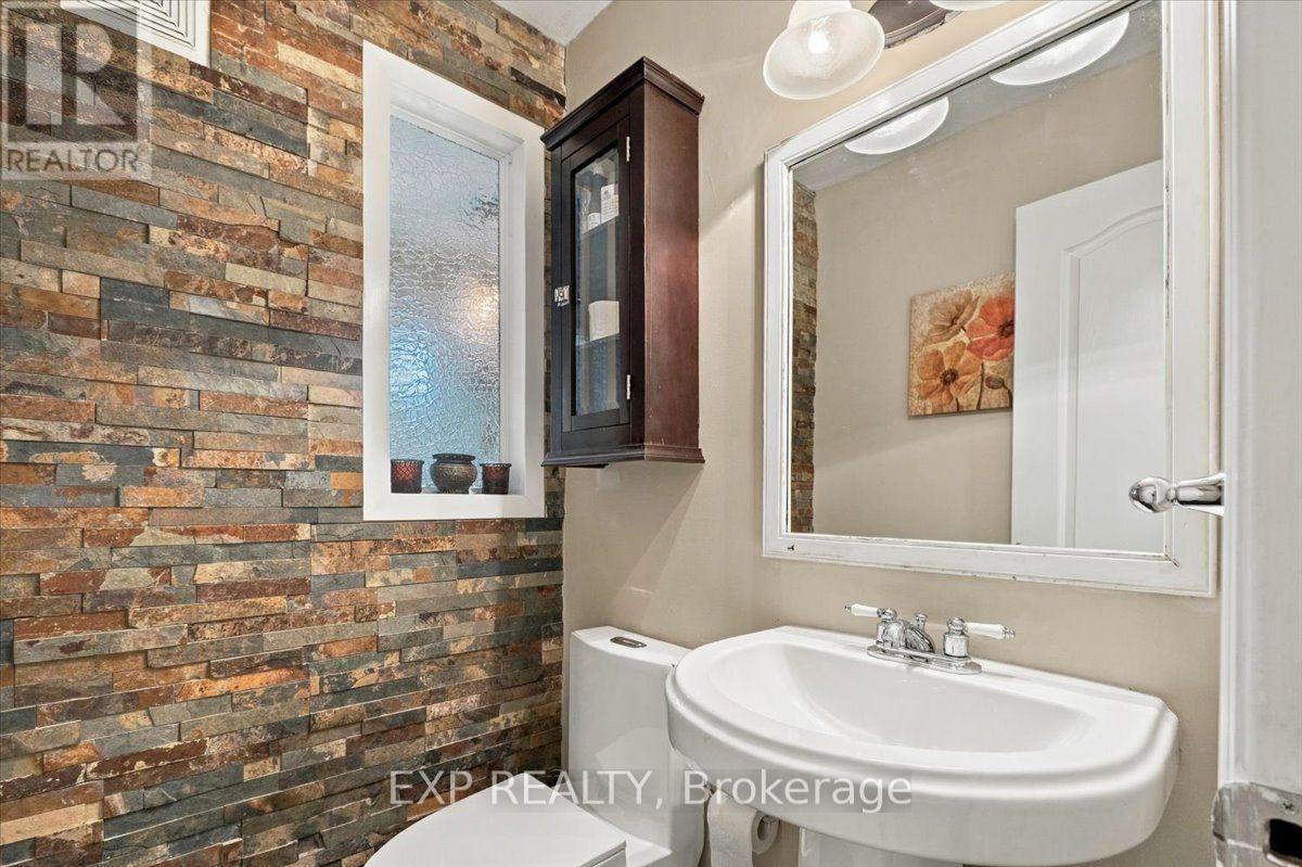 63 - 2145 Sherobee Road, Mississauga, Ontario  L5A 3G8 - Photo 7 - W13879168